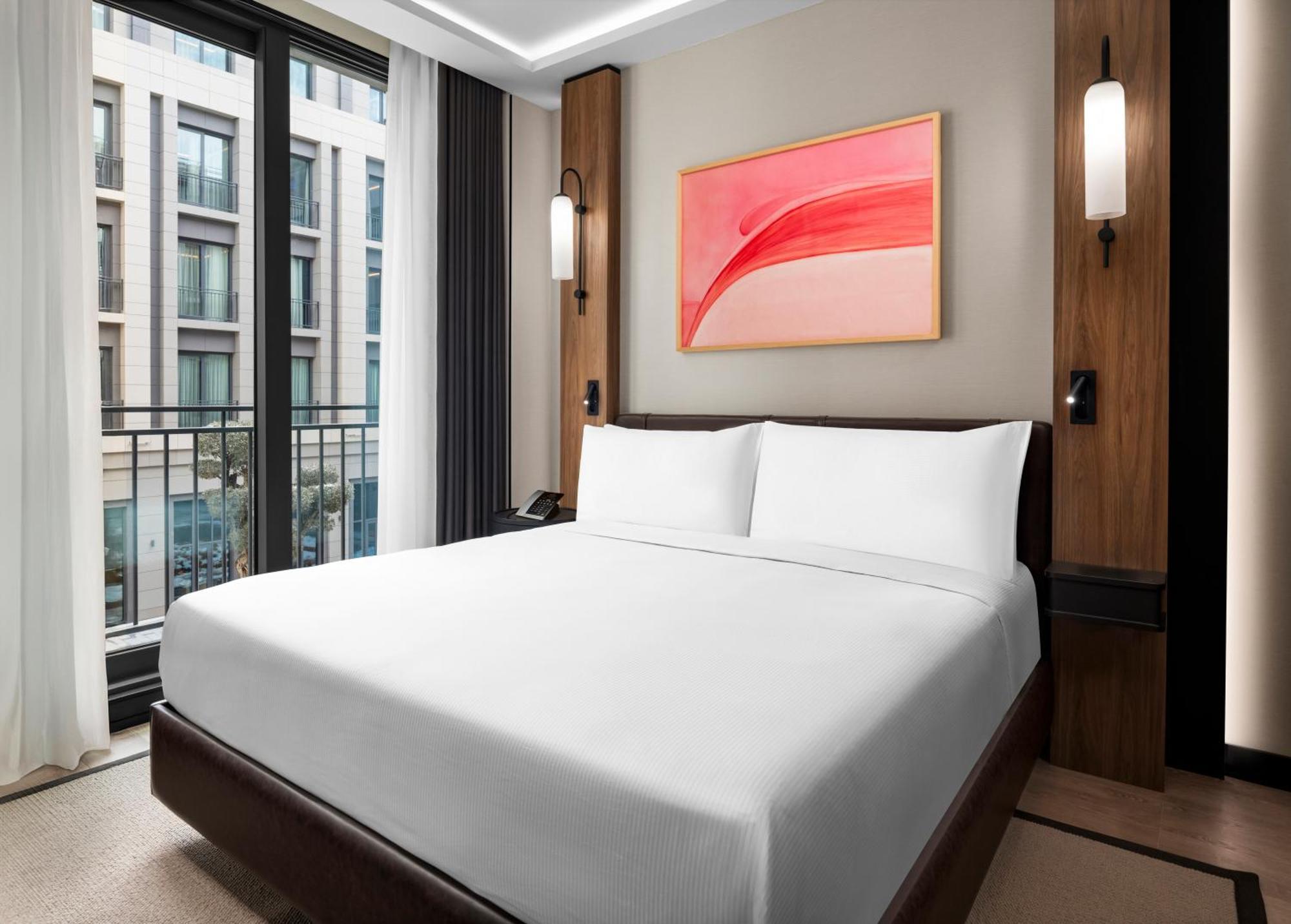 Altunizade Suites Istanbul, Curio Collection By Hilton Exterior photo